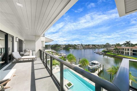 1820 Gulf Shore BLVD N 402/403 NAPLES FL 34102