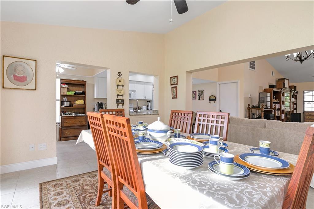 SABAL SPRINGS GOLF AND RACQUET CLUB - Residential