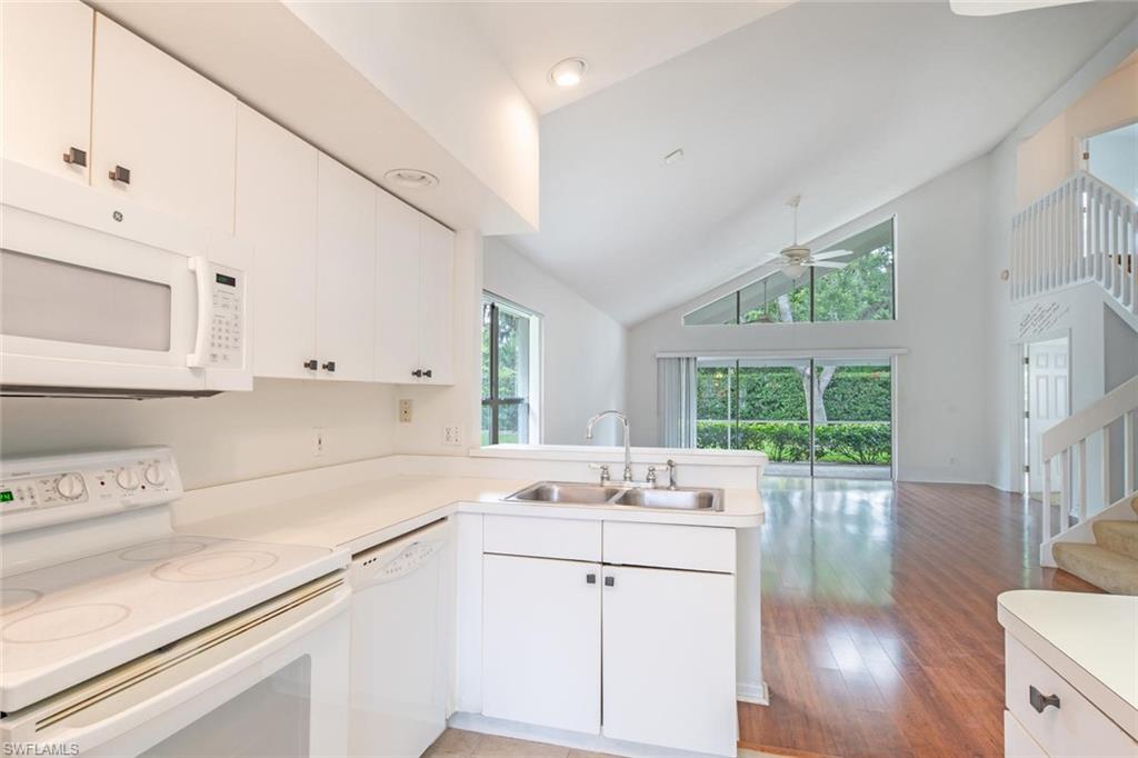 CORINTHIAN GARDENS AT WORLD - Residential