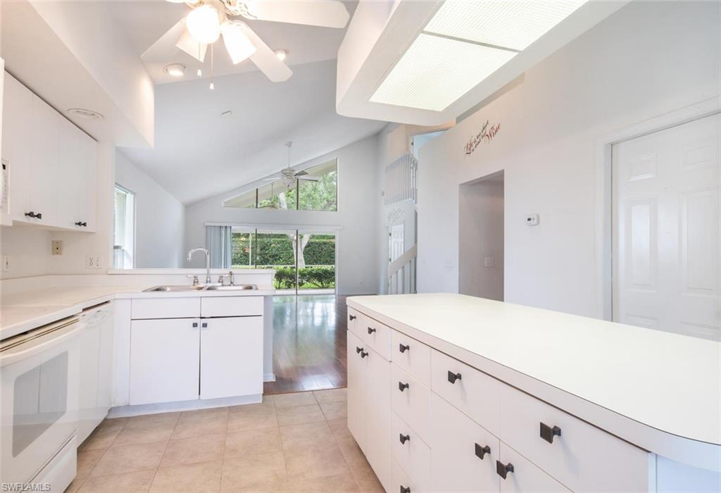 CORINTHIAN GARDENS AT WORLD - Residential