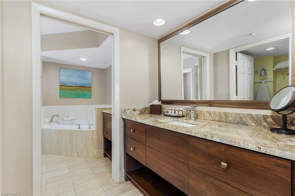 GULLWING BEACH RESORT - Residential