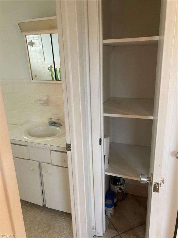 BONITA SPRINGS VILLAGE GARDENS CONDO - Residential