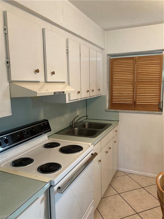 BONITA SPRINGS VILLAGE GARDENS CONDO - Residential