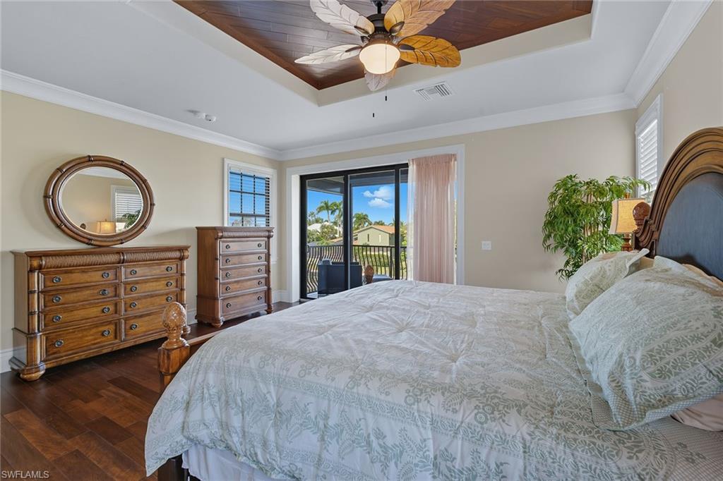 MARCO BEACH - Residential