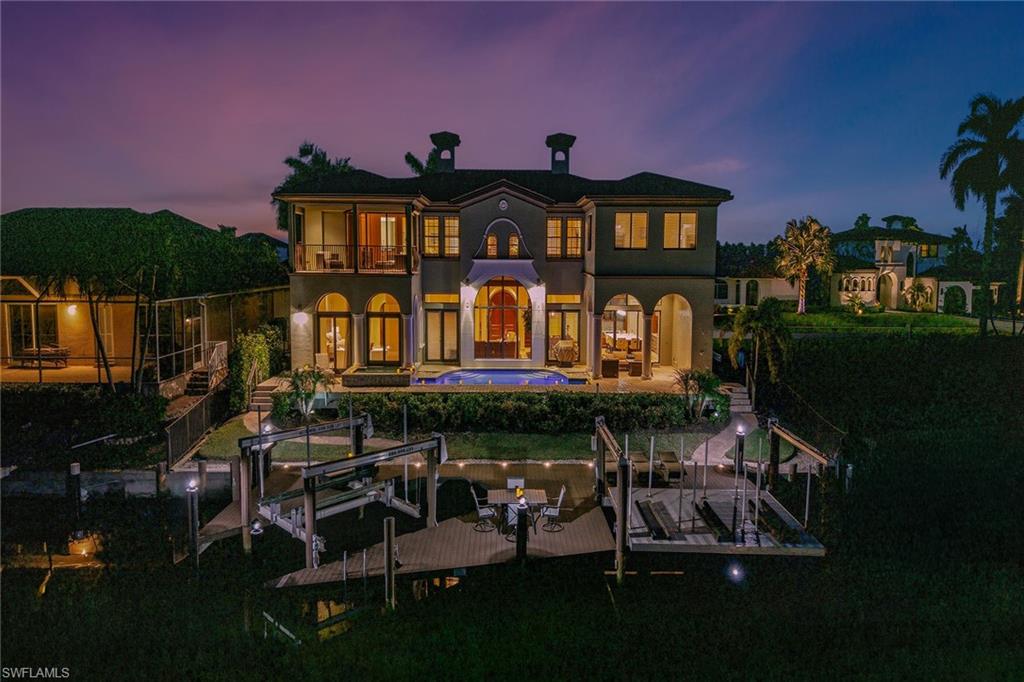 MARCO BEACH - Residential