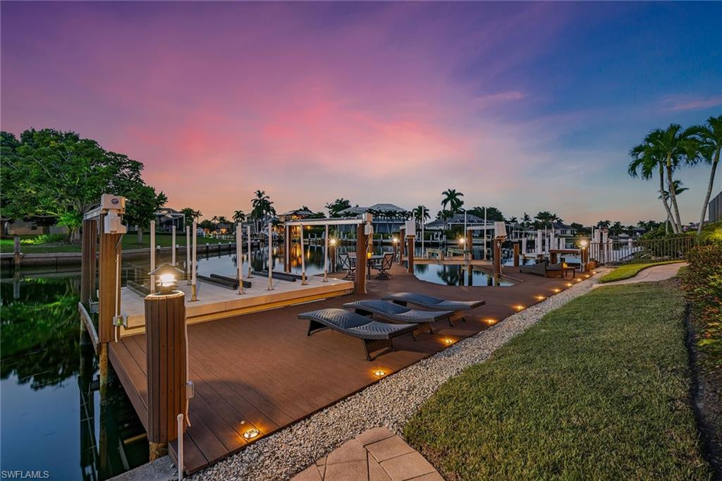 MARCO BEACH - Residential