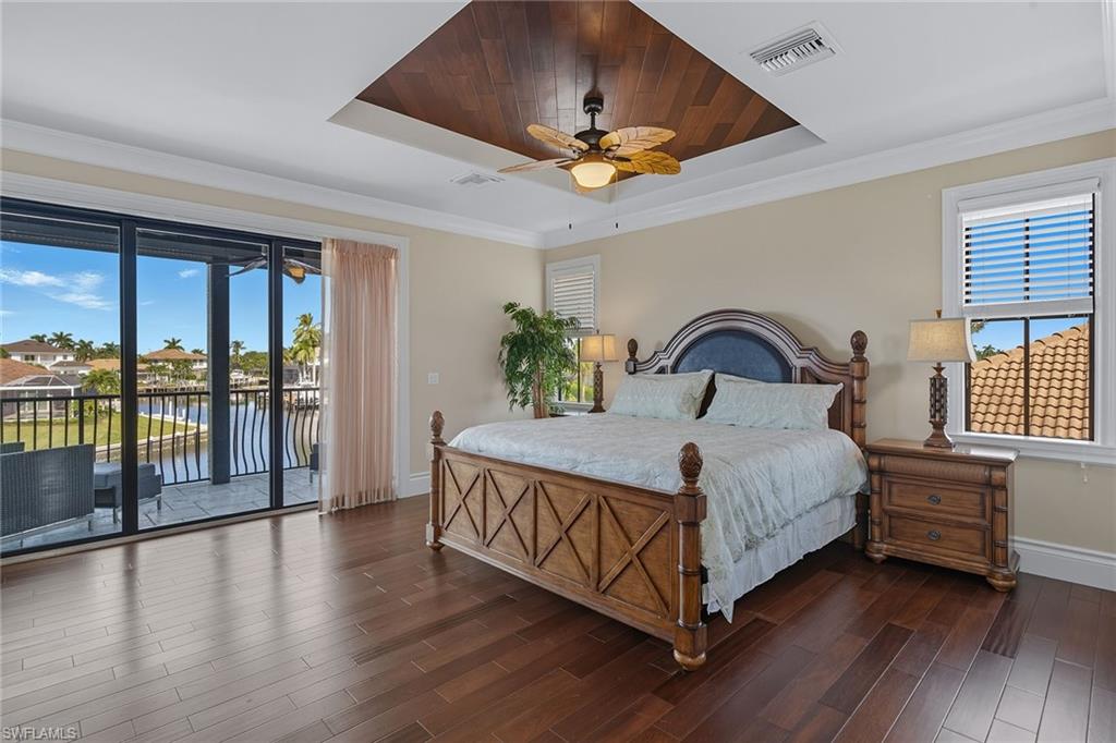 MARCO BEACH - Residential