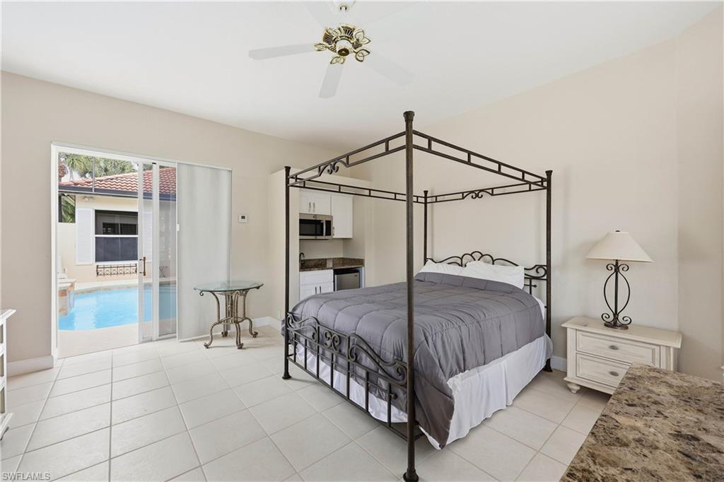 TROON LAKES - Residential