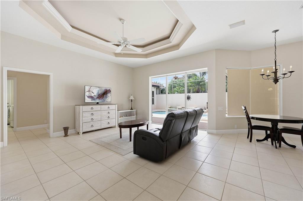 TROON LAKES - Residential