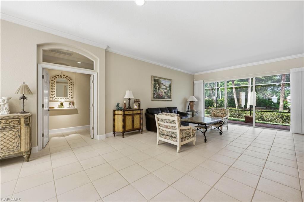 TROON LAKES - Residential