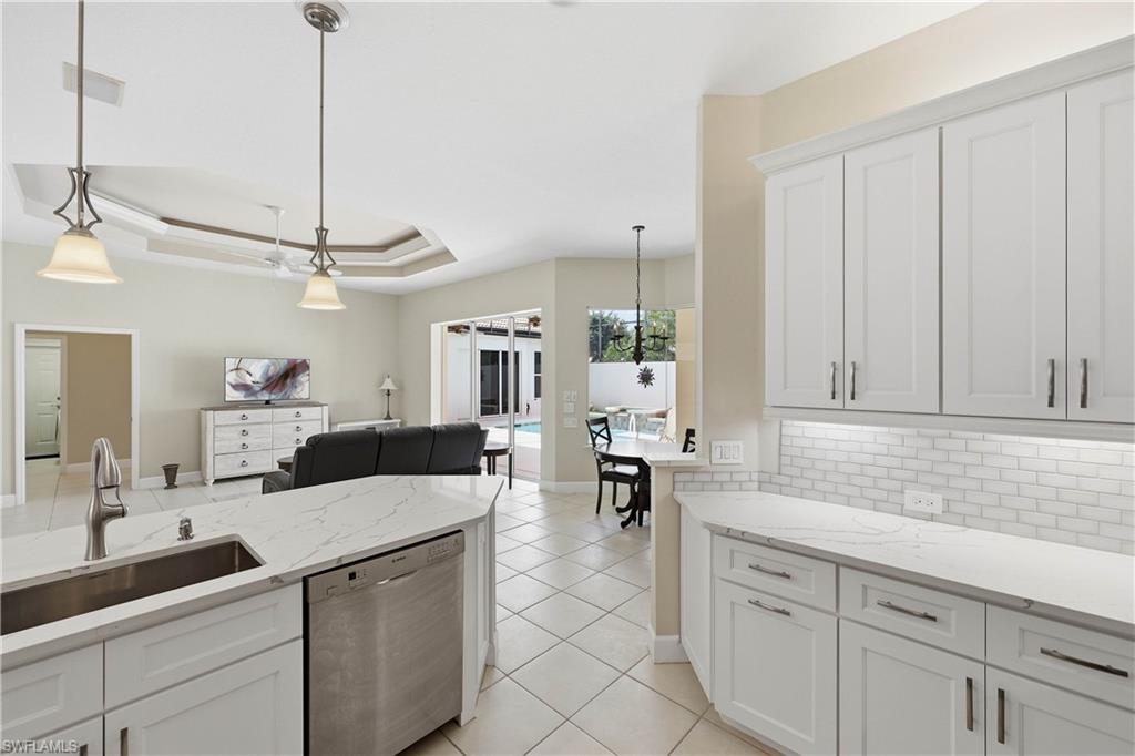 TROON LAKES - Residential