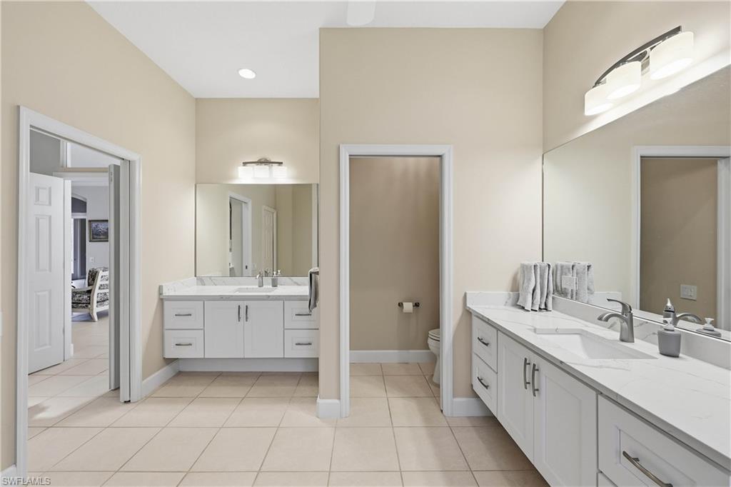 TROON LAKES - Residential