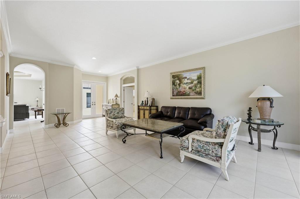 TROON LAKES - Residential