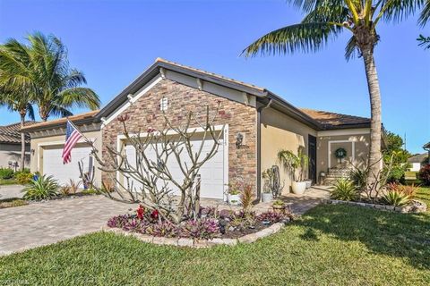 9113 Glenforest DR NAPLES FL 34120