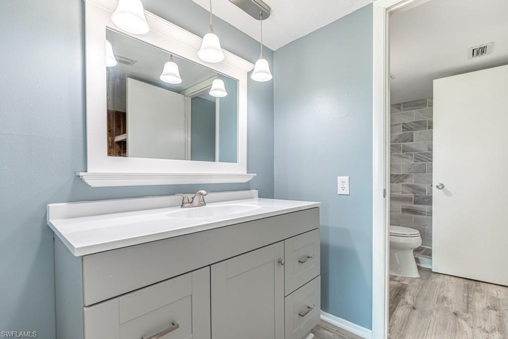 SEVEN LAKES - Residential