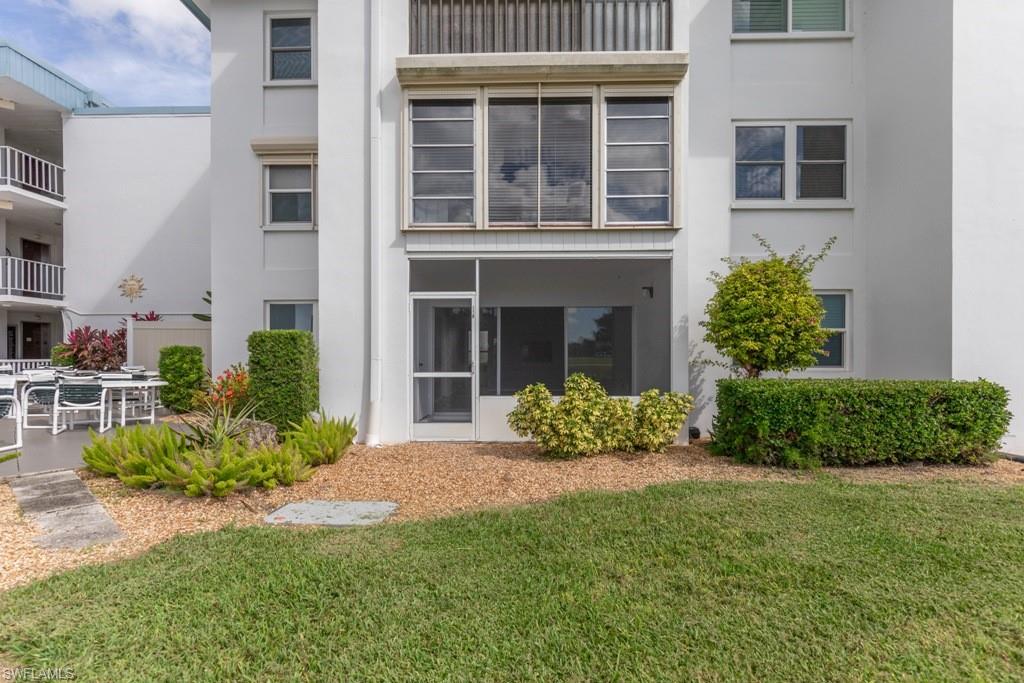 SEVEN LAKES - Residential