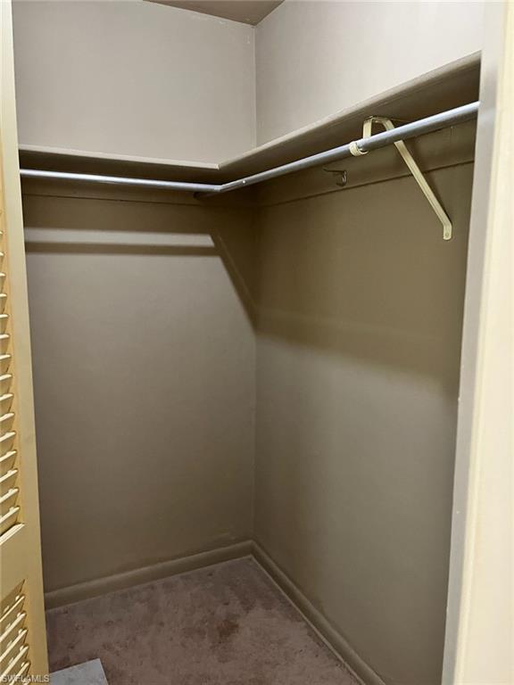 YACHT CLUB COLONY - Residential