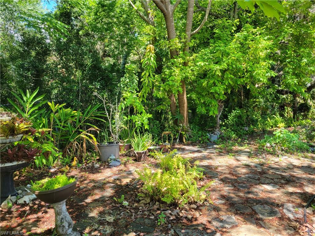 YACHT CLUB COLONY - Residential