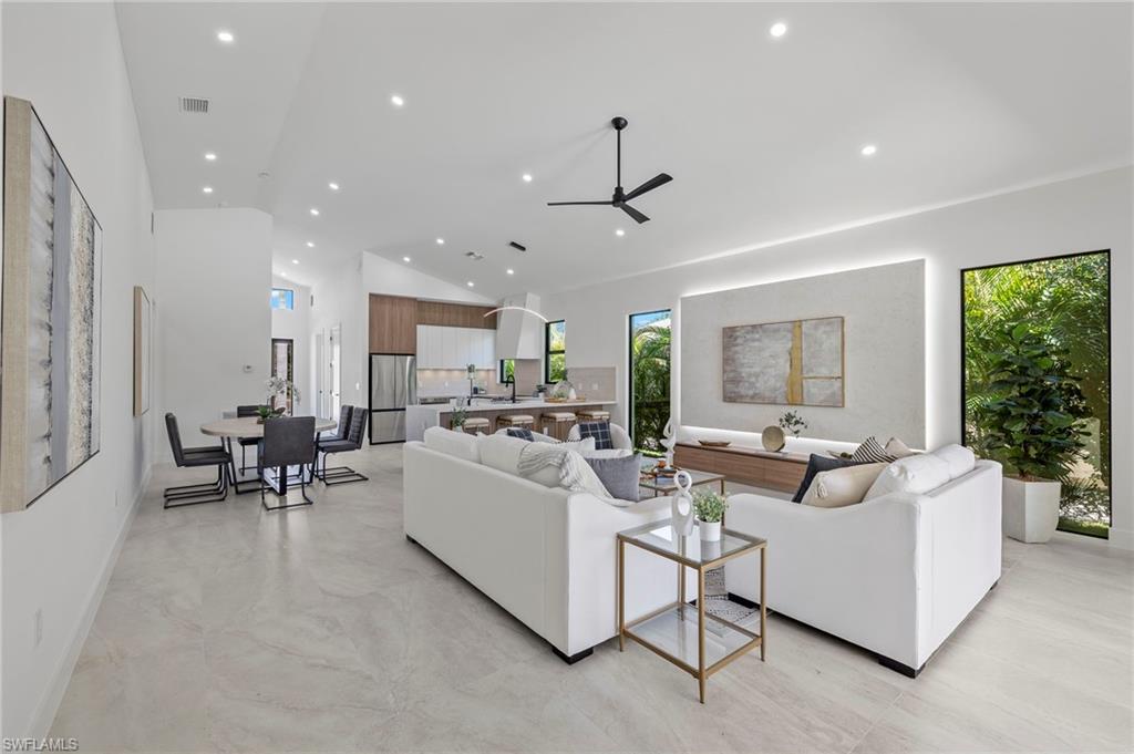 NAPLES PARK - Residential