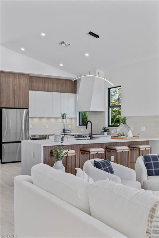 NAPLES PARK - Residential