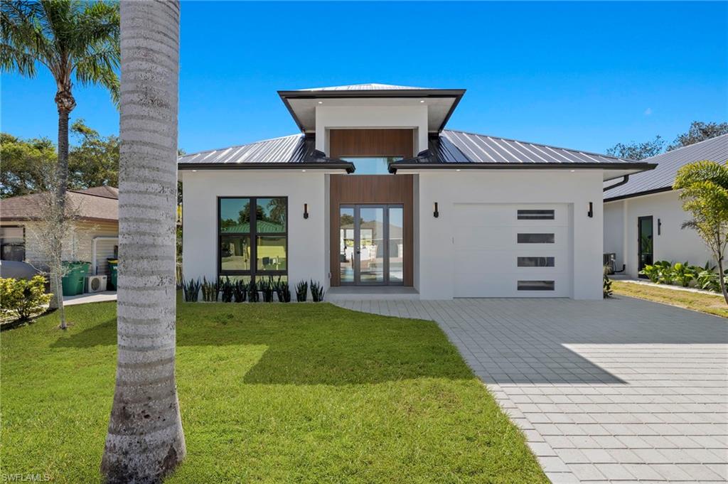 NAPLES PARK - Residential