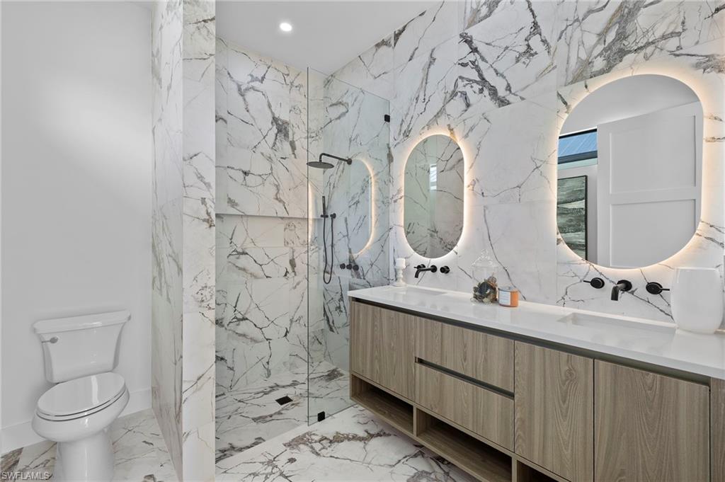 NAPLES PARK - Residential