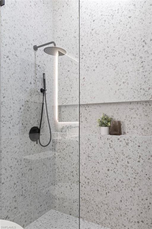 NAPLES PARK - Residential