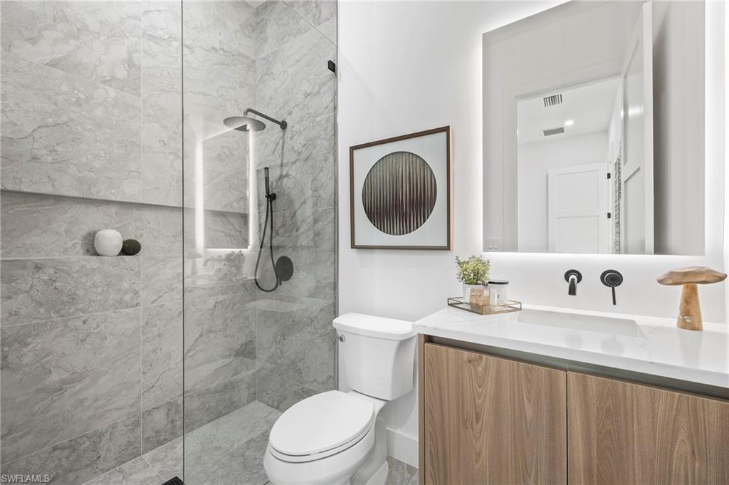 NAPLES PARK - Residential