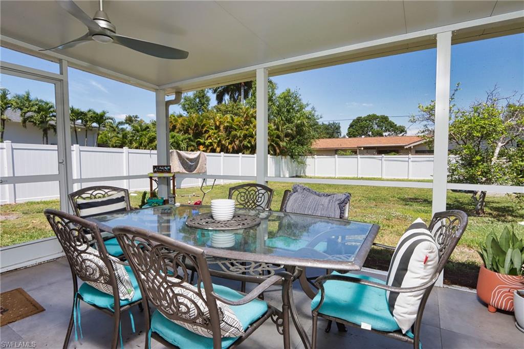 LA CHELLE MANOR - Residential Lease