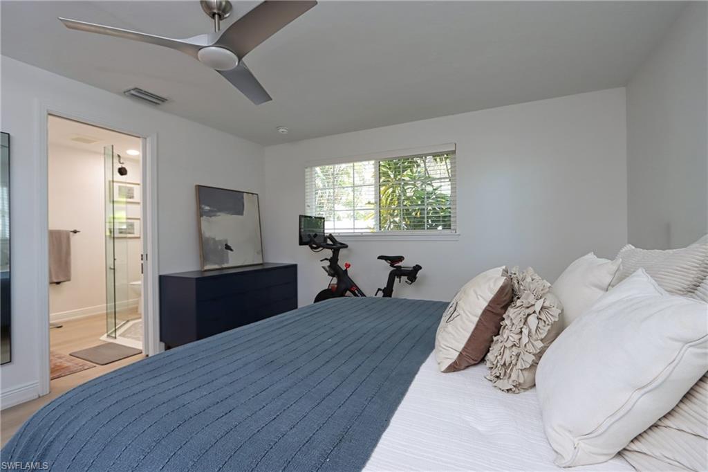 LA CHELLE MANOR - Residential Lease