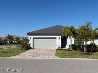 HAMPTON LAKES - Residential Lease