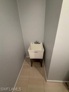 HAMPTON LAKES - Residential Lease