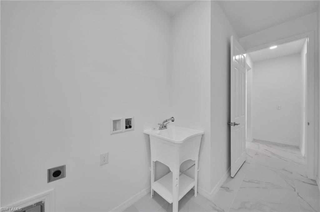 LEHIGH ACRES - Residential Lease