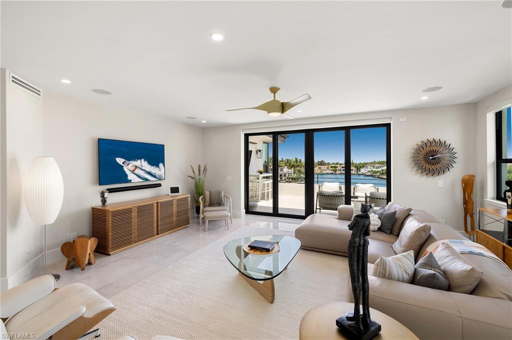 Photo of 4400 Gulf Shore BLVD N #5-506, NAPLES, FL 34103 (MLS # 225057334)