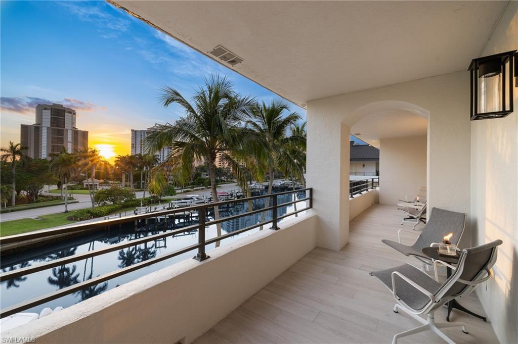 Photo of 4400 Gulf Shore BLVD N #5-506, NAPLES, FL 34103 (MLS # 225057334)