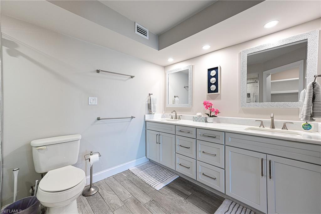 CASA BONITA ROYALE - Residential