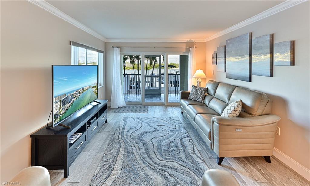 CASA BONITA ROYALE - Residential