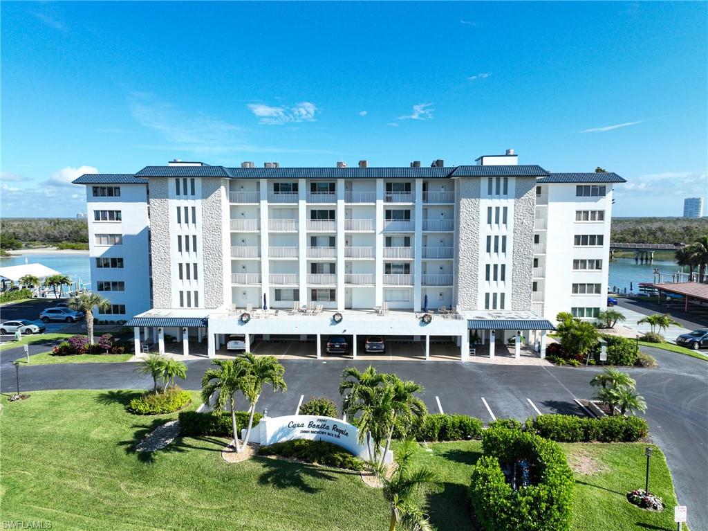 CASA BONITA ROYALE - Residential