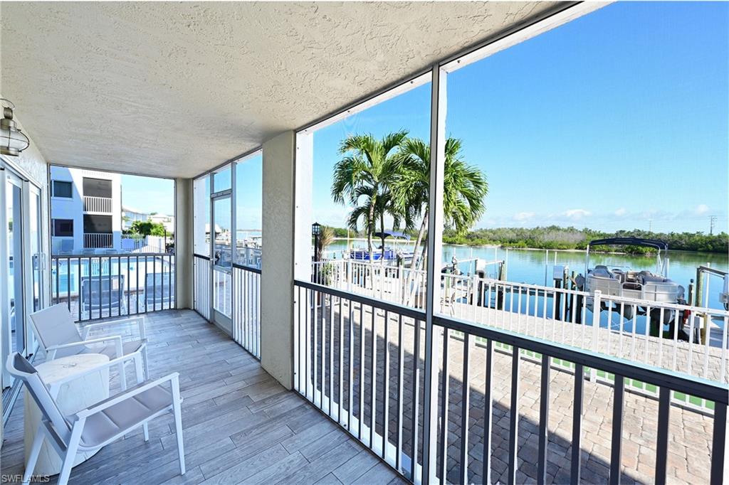 CASA BONITA ROYALE - Residential