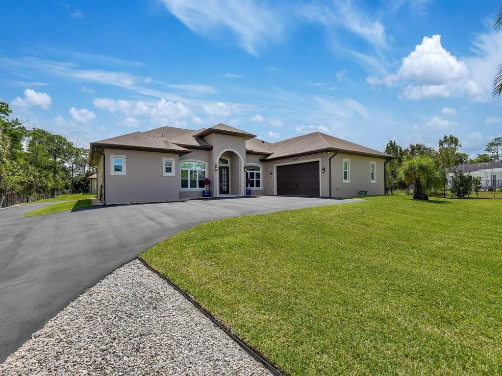 GOLDEN GATE ESTATES - Residential