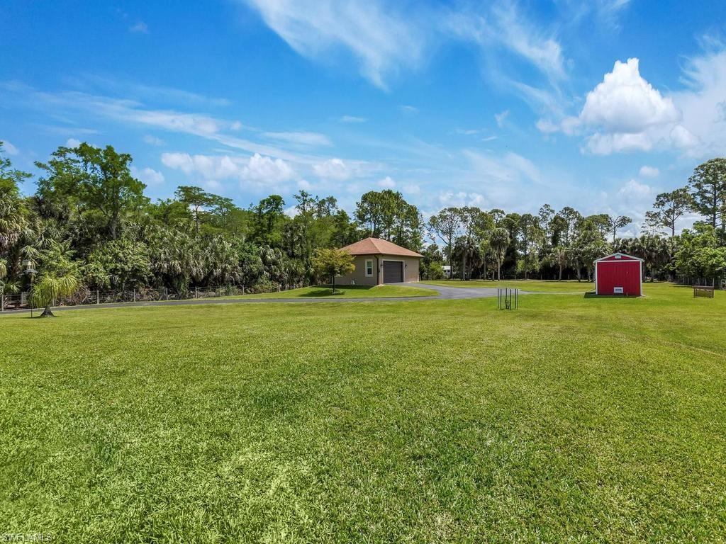 GOLDEN GATE ESTATES - Residential