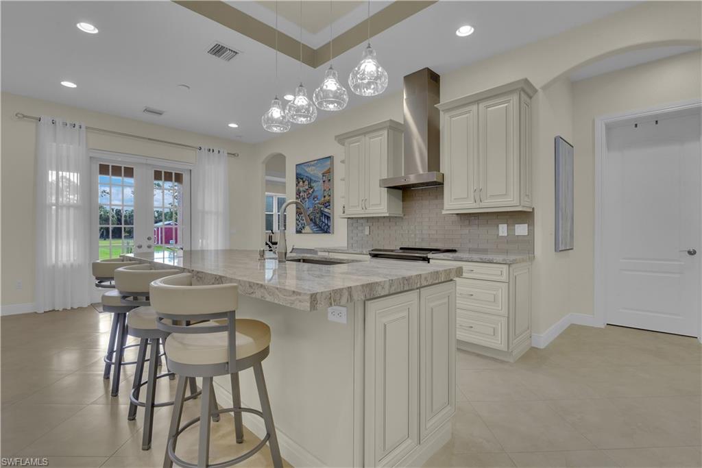 GOLDEN GATE ESTATES - Residential