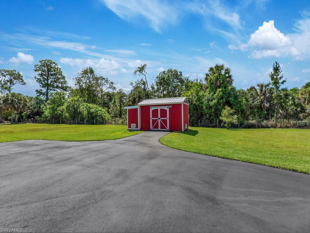 GOLDEN GATE ESTATES - Residential