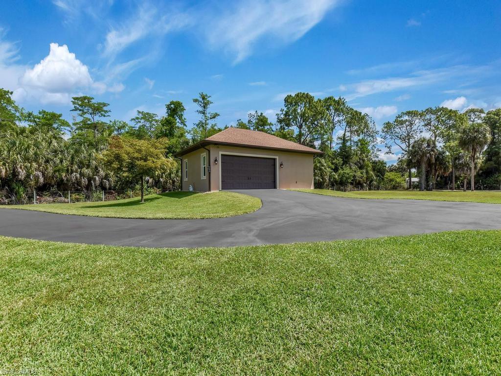 GOLDEN GATE ESTATES - Residential