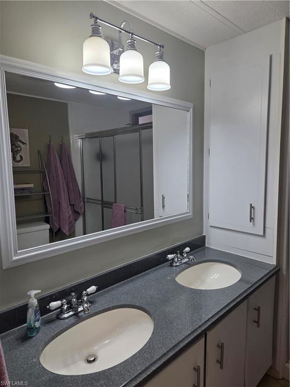 LAZY DAYS MOBILE VILLAGE - Residential