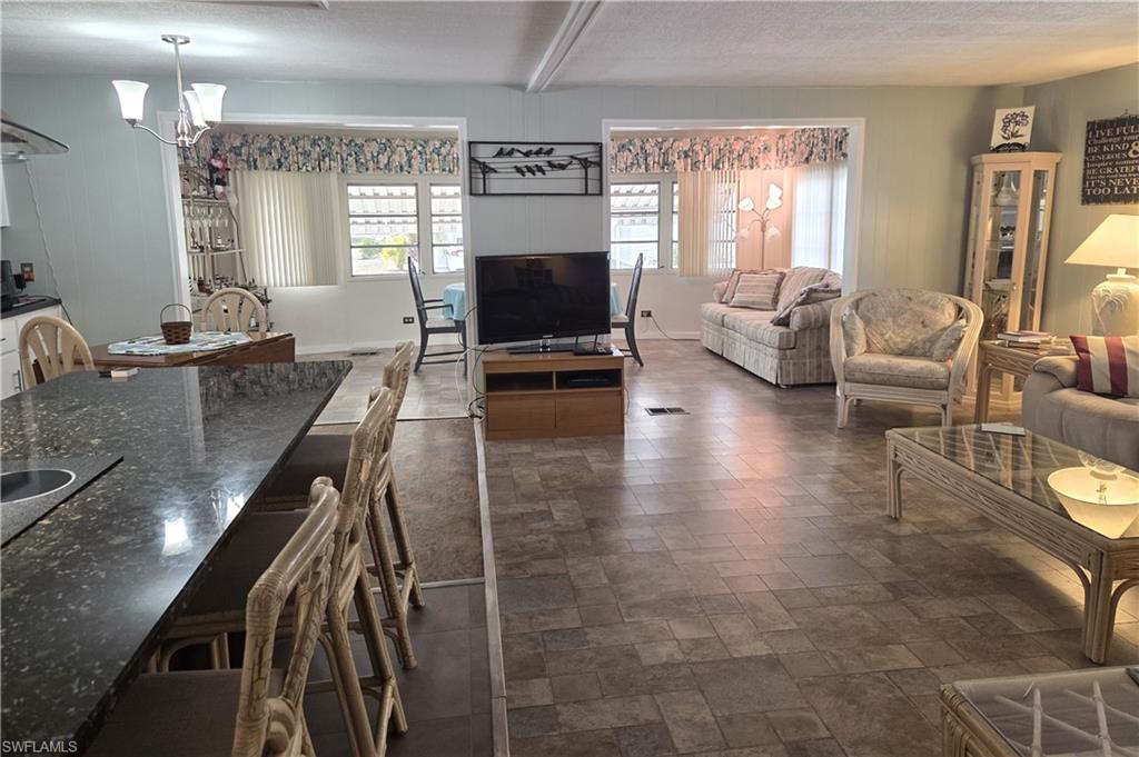 LAZY DAYS MOBILE VILLAGE - Residential