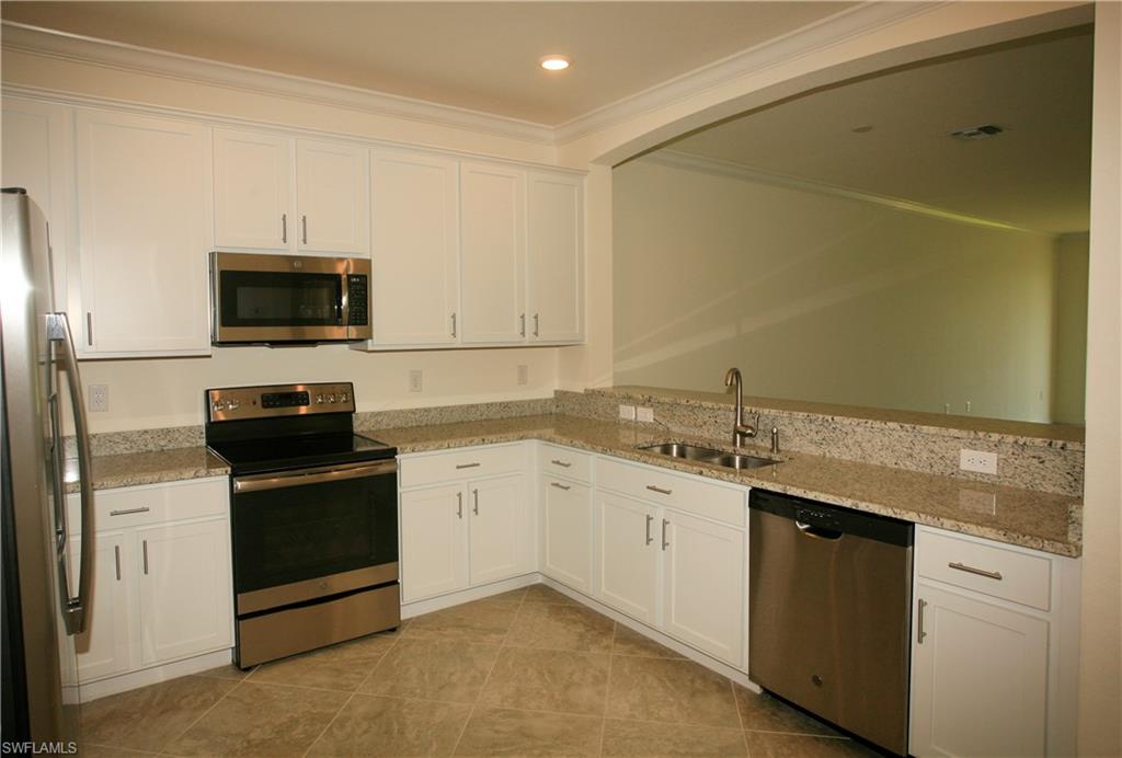 CASTALINA - Residential Lease