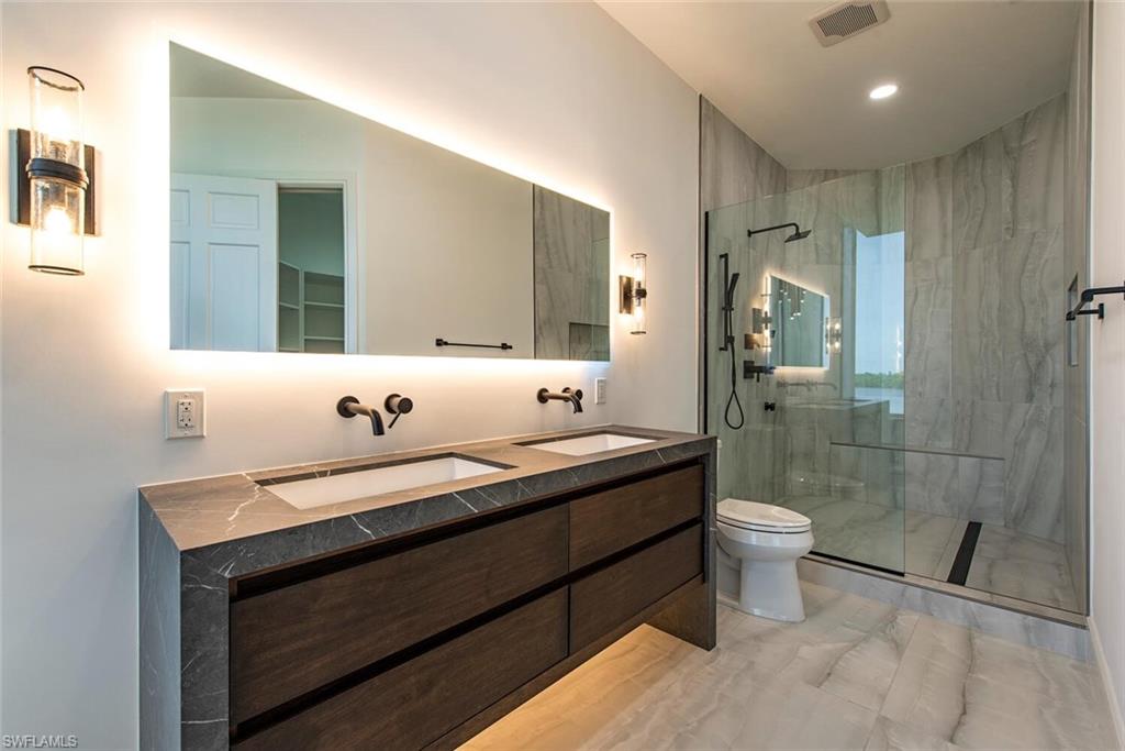 BAYPOINTE AT NAPLES CAY - Residential