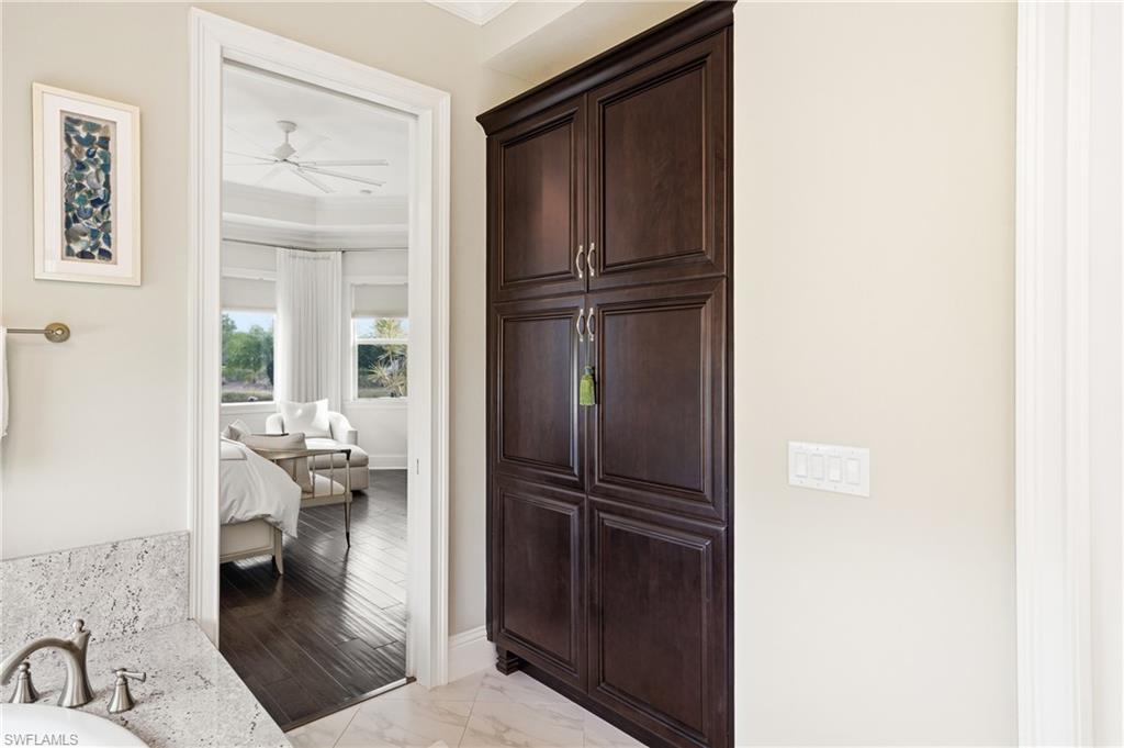 ISLES OF COLLIER PRESERVE - Residential