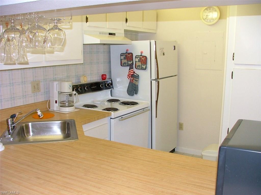 PINE RIDGE OF FORT MYERS VILLAGE - Residential